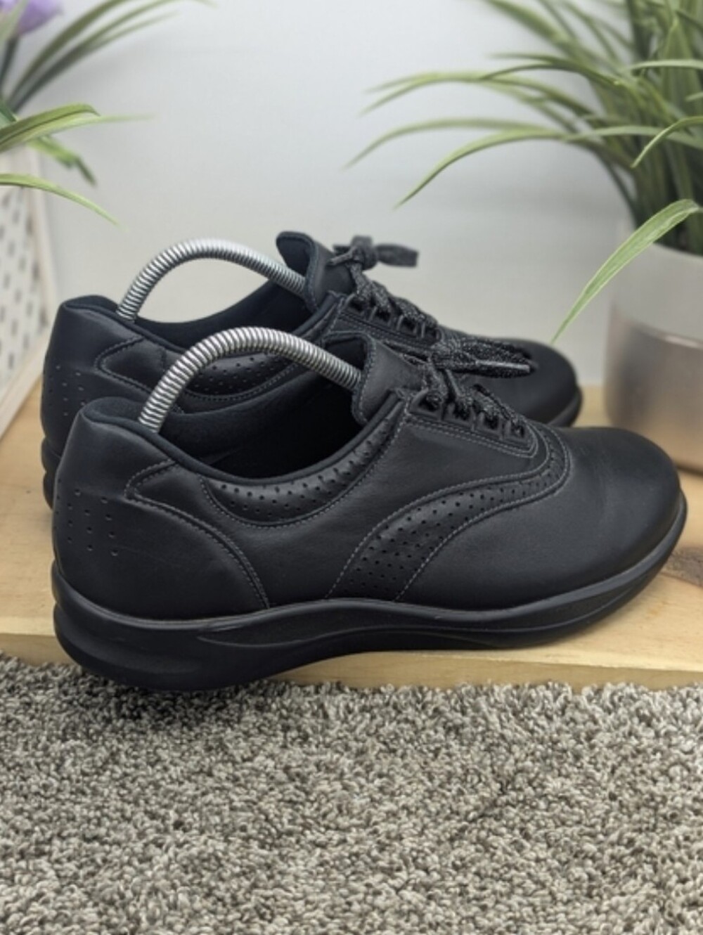 SAS Walk Easy Tri Pad Women's Size 9 M Walking Shoes